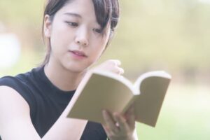 東山彰良「流」。