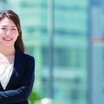 面接に向かう女性