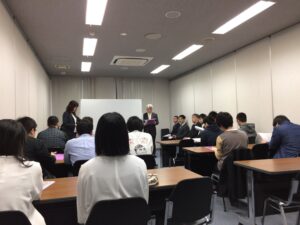 2017年　ゼミ・マンツーマン開講オリエンテーションを行いました。
